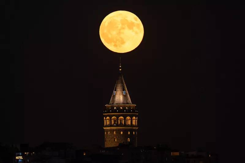 Süper Mavi Ay büyüledi! Türkiye’den ve Dünyadan nefes kesen görüntüler 61